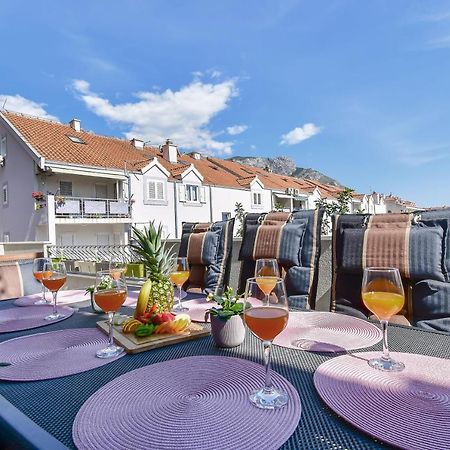 Apartment Ela Omiš Dış mekan fotoğraf