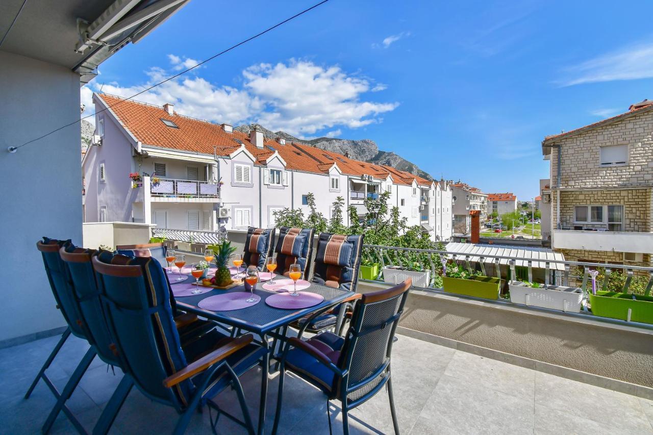Apartment Ela Omiš Dış mekan fotoğraf
