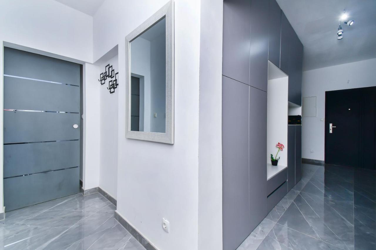 Apartment Ela Omiš Dış mekan fotoğraf