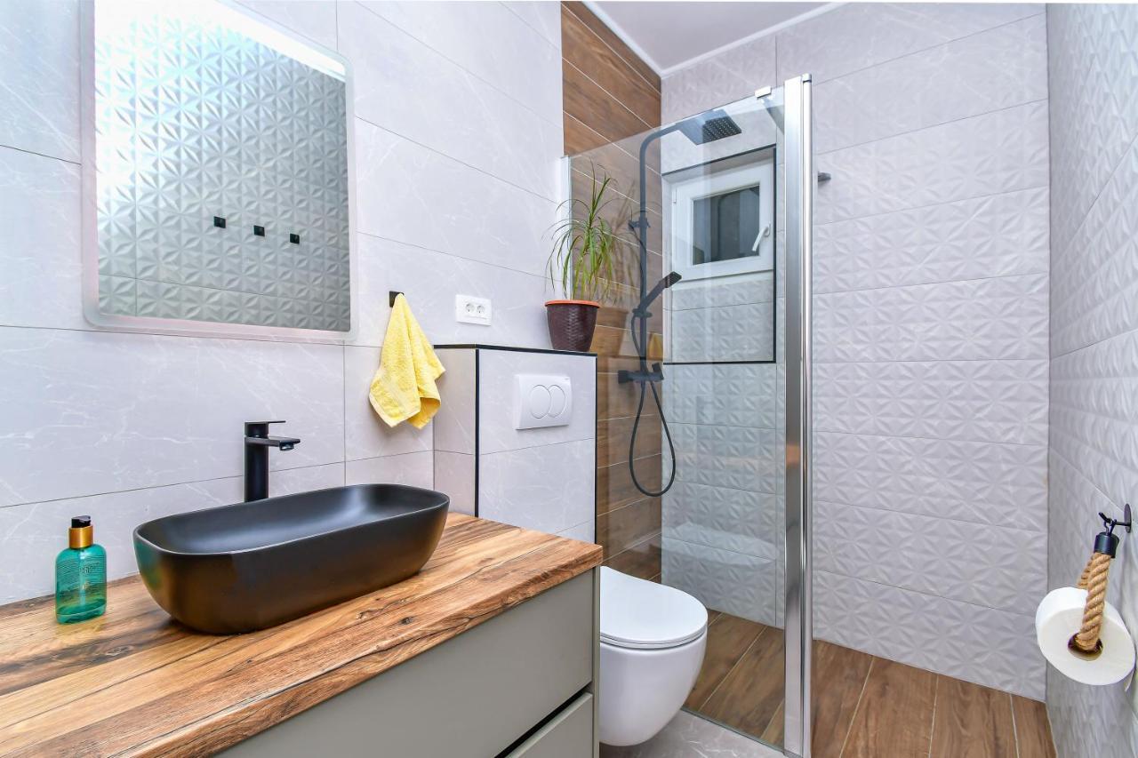 Apartment Ela Omiš Dış mekan fotoğraf