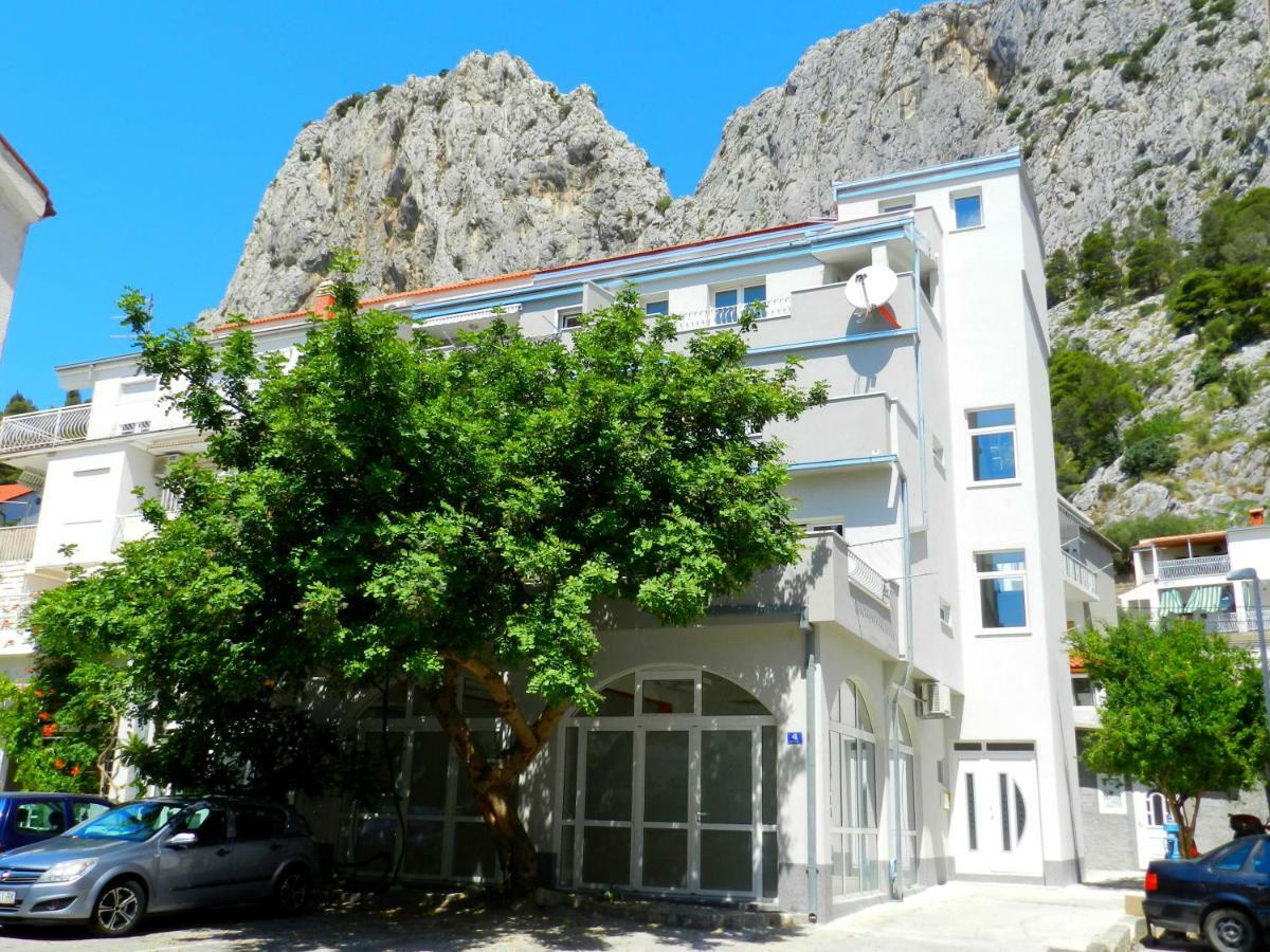 Apartment Ela Omiš Dış mekan fotoğraf