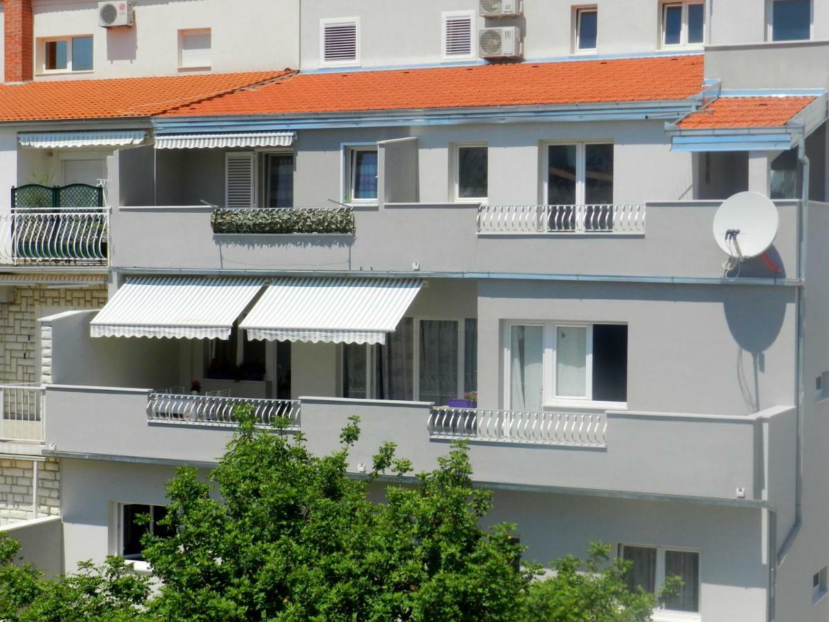 Apartment Ela Omiš Dış mekan fotoğraf